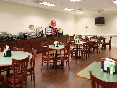 Wyndham Garden Capitol Near Fsu 3* Tallahassee